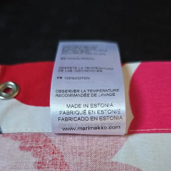 Marimekko Pieni Unikko Pink And Red Floral Apron. - Picture 7 of 10